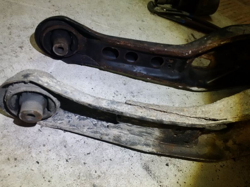 File:MR244924 MR915066 compared with MR297388 inner front side.jpg